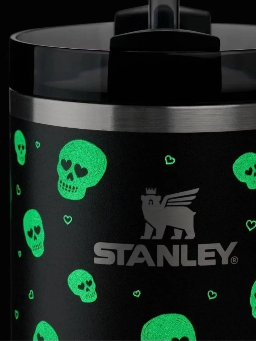 NWT 2026 Stanley 30oz Halloween Black Sweetheart Skulls Glow In The Dark!